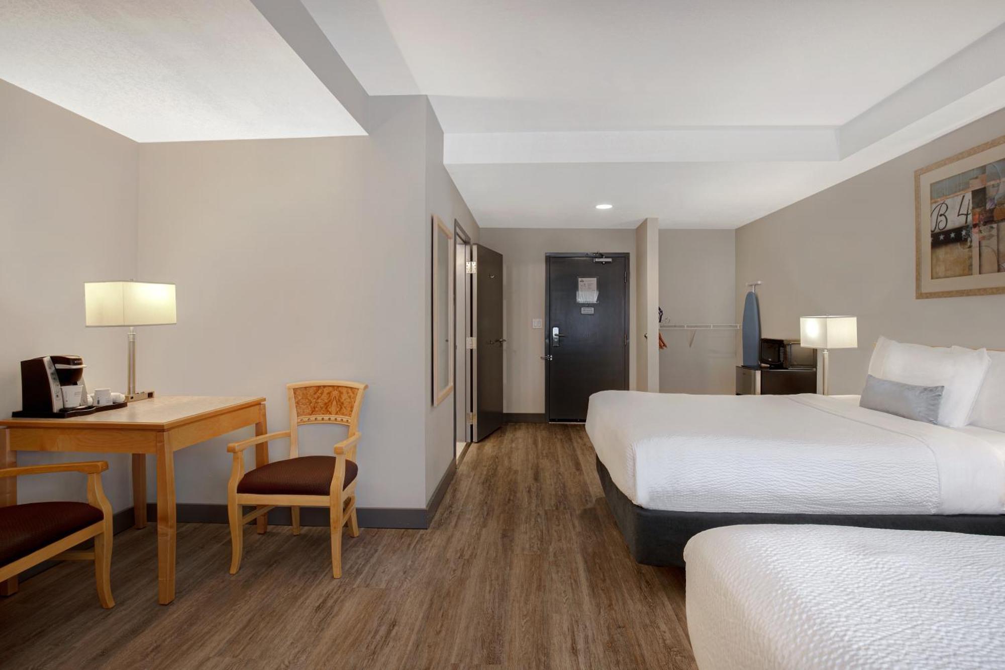 Queen Room with Two Queen Beds - Disability Access/Non-Smoking,1546903120:JPEG